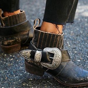 Understated leather x matisse biker boot